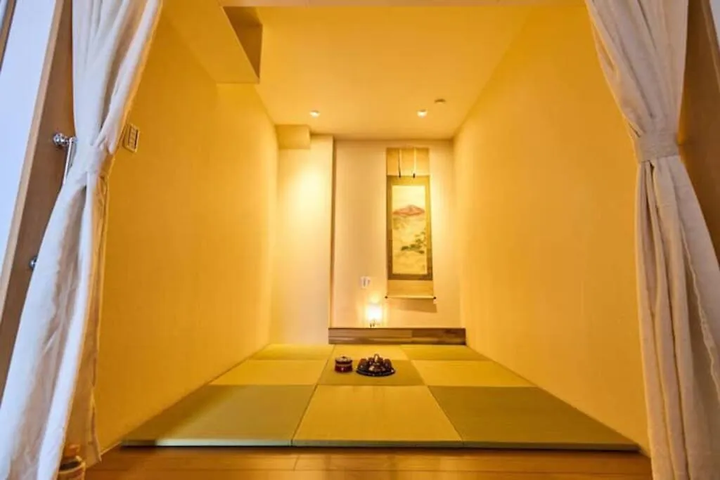 Elephant House 京成小岩 Токио 0*,  Япония